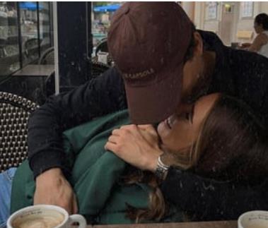 Twitter《TheKinky_Couple》欧美情侣日常