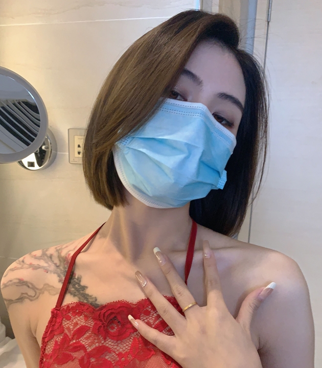 +抖音绝美00后主播线下一对一私人订制