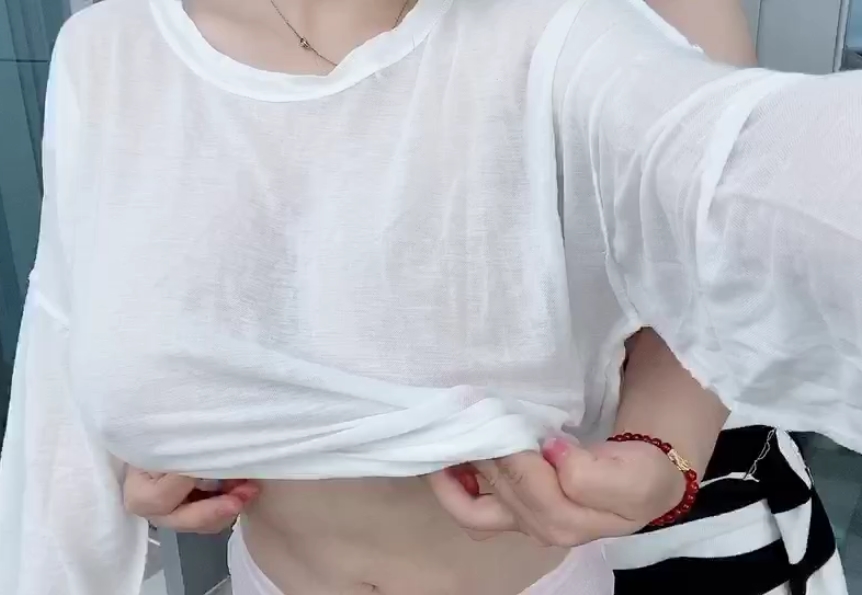 推特超大车灯《奶油妹妹》私人订制视频
