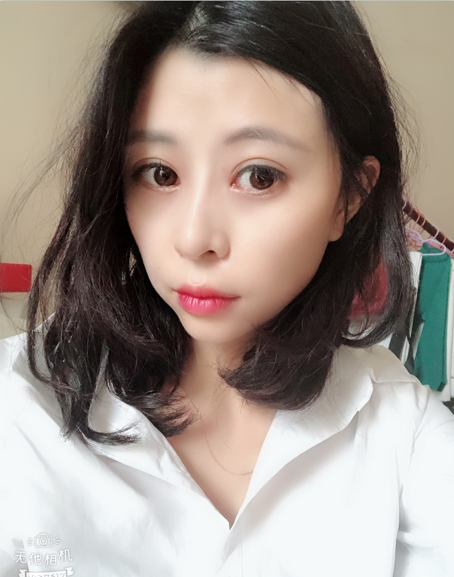 p站白嫩大灯美女合集