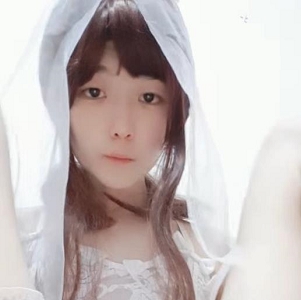 OnlyFans极品男扮女装大佬(TS-ywzzz),穿绝美婚纱摆出火辣姿势自拍照+339v+–+21G
