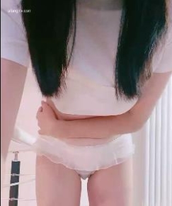 onlyfans第一美人【黎明宝贝】拥有无与伦比的盛世美颜[4V-2.8G]