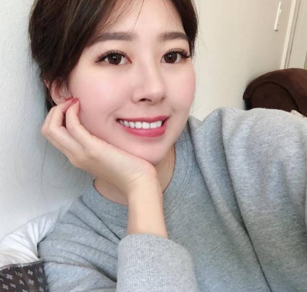 超精品泄密:台湾新闻传媒大学美女私密曝光140P31V/1.33G百度云
