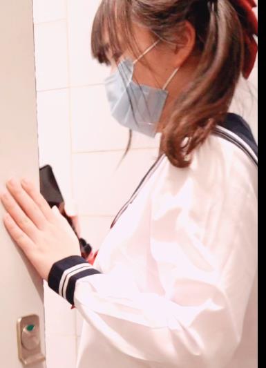 工口糯米姬在超市被色M跟踪，厕所内发生1V1G