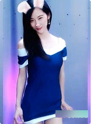《虎牙小小兔:性感女主播的梦想之旅》