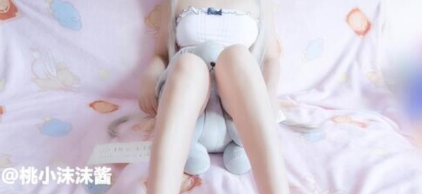 虎牙新晋反差婊桃小沫沫酱，粉嫩幼齿小清新，视频尽在此处！