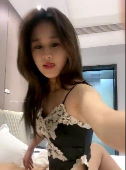 小仙女李鹿林神仙级自拍视频推荐,完美身材嫩肤精准脸下载观看