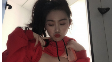 网红大学生吴晶晶的作品合集