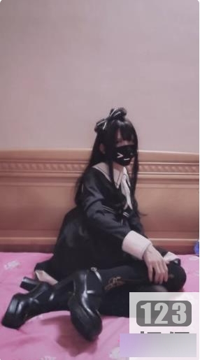 Sola酱与9部微博合作,吸引粉丝的网红产品