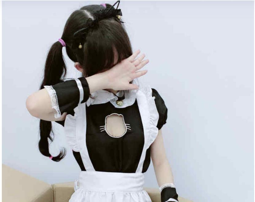 虎牙当红小仙女qianfffCOS合集，粉嫩幼齿新晋浮力姬，撩人姿势体位，下载享受
