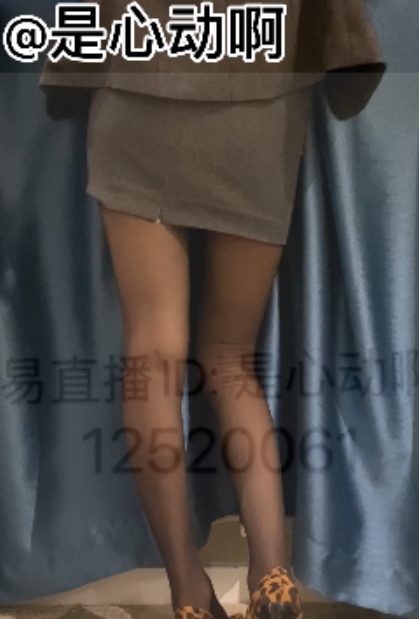 不妨收藏这部永久有效的视频合集,感受他的魅力和精彩表现!