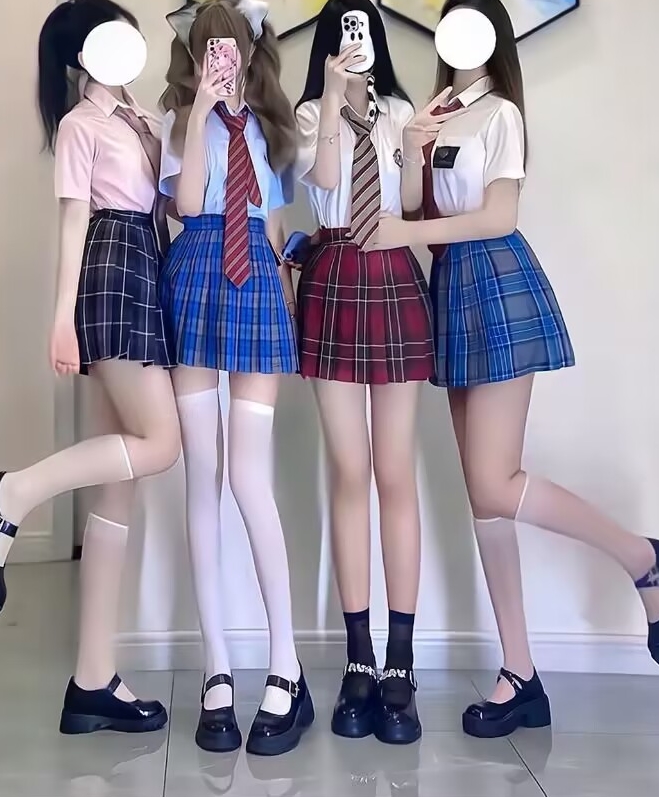 福利姬小姐姐推特合集：2.6G视频+图片百度下载