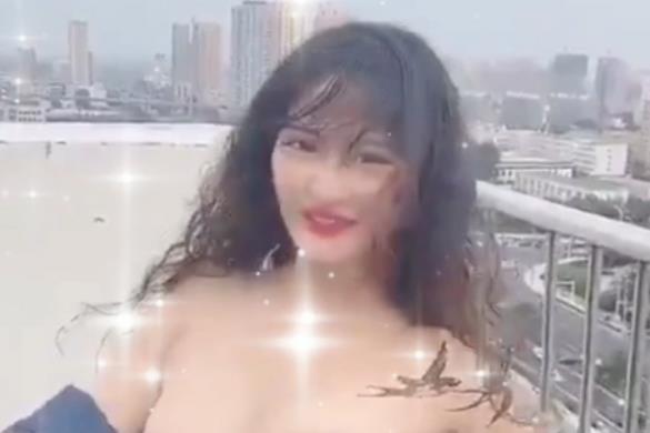 美女浮力主播舞姿曼妙，小视频合集精华剪辑，绅士们必备550MB内存资源