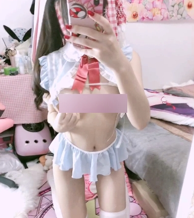《虎牙风头正盛的小清:优质浮力姬》