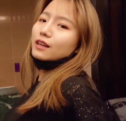 网络边缘女：1v636m巨奶互动视频，百度云免费分享