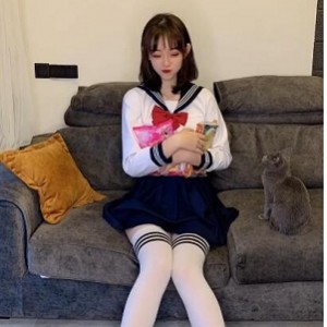 网红小李老师登场！136部视频震撼上贤娆视频长度高达1GB