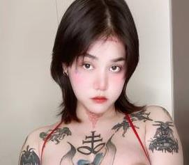 小狗狗出道妹子A豆豆精选微开心感，超反差93V视频7.2G