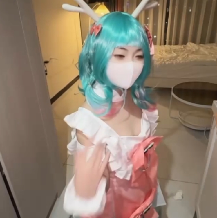 胖臀妹子小奈瑶cos46v14.8g新增视频,91妹子小奈的魅力尽显