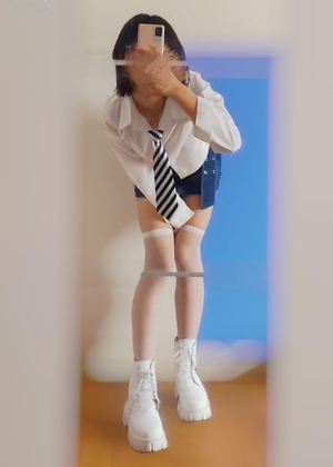 《疯狂兄妹乱来系列》全集17VnP+1.9G自行打包值得收藏百度盘