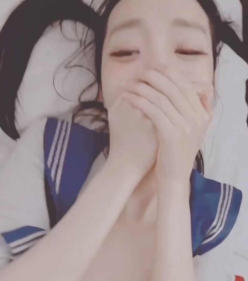 红人,更是一个具有影响力的时尚达人。她的视频不仅仅是一种娱乐,更是一种学习和分享的方式。这个合集不仅适合收藏,也适合分享给身边的朋友,一起感受cdugaedan带来的时尚魅力。赶紧点击百度或ED2K搜索,获取这个精彩的合集吧!