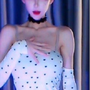 网易CC定制黑丝S舞小安扬最新合集5V757M，自拍无漏点，钱能定制