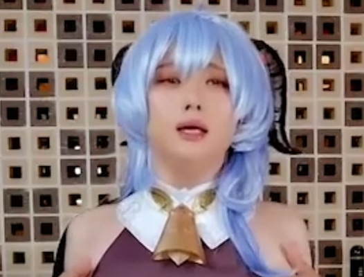 日系伪娘百度盘甘雨系列最新合集1V300M，口味重更新