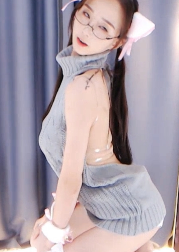 斗鱼福利主播精选何菱小熙米辰辰芊最新合集160V14G，精彩直播回放