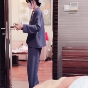 优质光阴妹子福利姬粉色情人全系列合集40V40G，cos服装互动