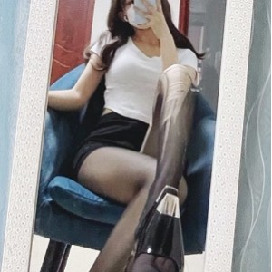 御姐福利姬百度盘桃子大合集70V12.8G，黑丝高跟鞋少妇剧情演绎