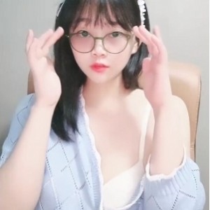 00后舞蹈生《桃子》最新合集10V20G，青春活力舞蹈展示