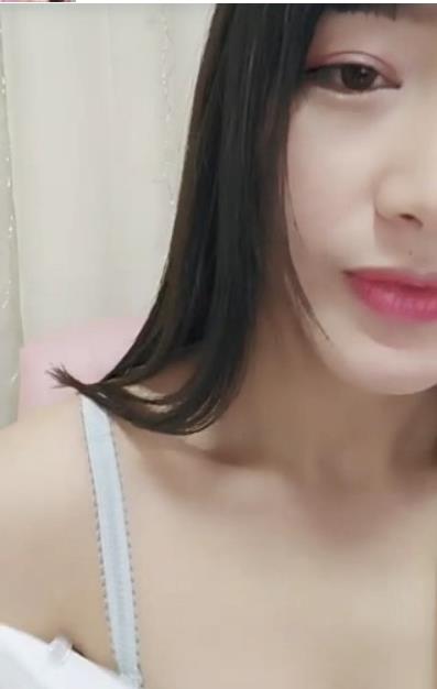 主播合集+直播平台+高颜值甜美+初音漫漫少女心+视频数量29V29.3G+互动才艺+土豪福利