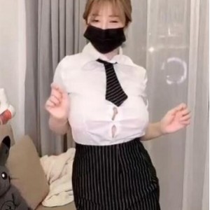 超人气虎牙女神大球姬最新稀缺合集40V40.9G，话题性十足高颜绝顶身材