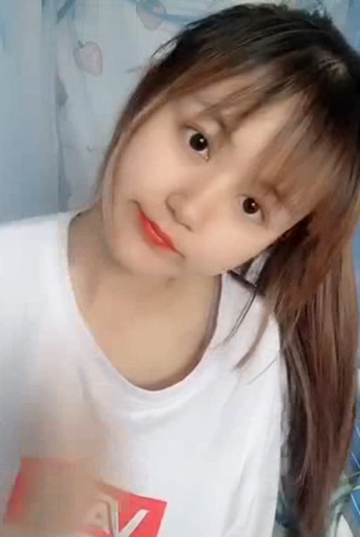 大四学妹宿舍独居视频12部4.16G清纯学妹