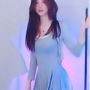 虎牙玹儿钞票枪定制舞26部5.97G视觉炸弹