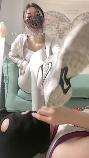 轩宁套路直播私房展示55部34G热舞表演