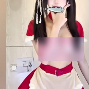 小轨AI热舞对比抖音19V304M顶级