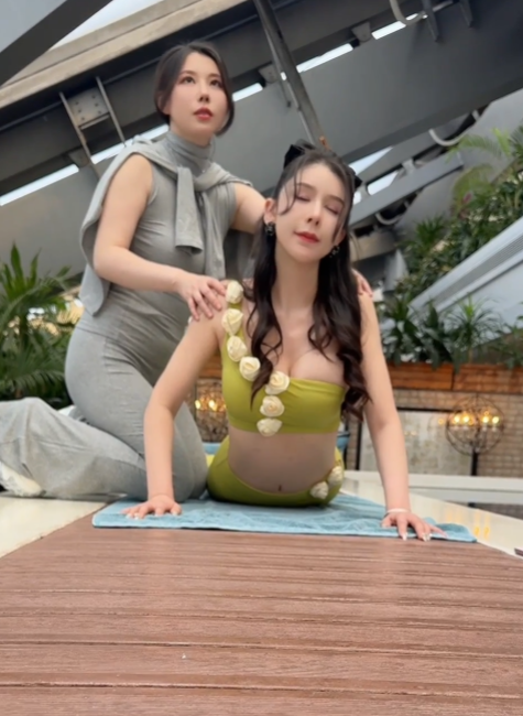 秀人网李丽莎绝密档案131部58.7G露脸互动