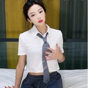 宸荨樱桃教室剧情视频1V1.0G办公室秘密