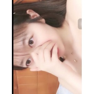 半糖岁岁年年绝版私房视频珍藏1部纯欲天花板
