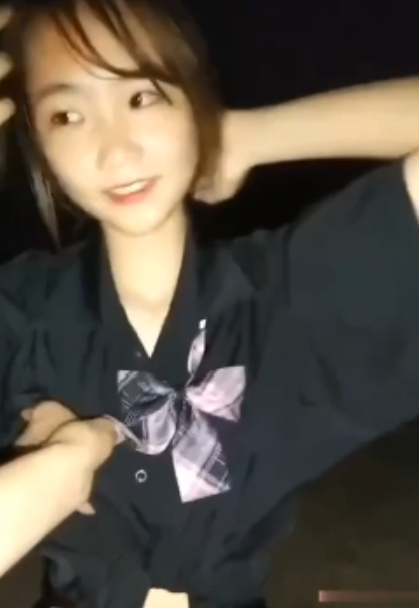 小妹子夜生活视频1部劲爆哔哩哔哩80M