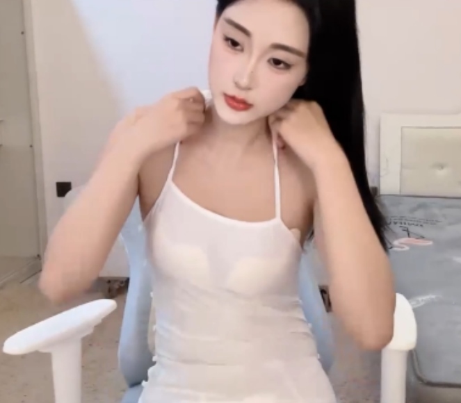 StripchatAngela000高挑表演合集8V3.37G诱人至极