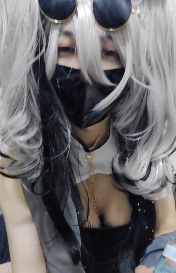 推特水银灯COS伪娘1V410m绝赞蜜桃