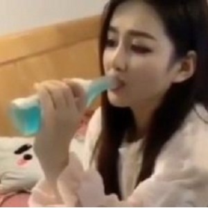 50G张丽小嘴游戏合集推特213部太撩人了