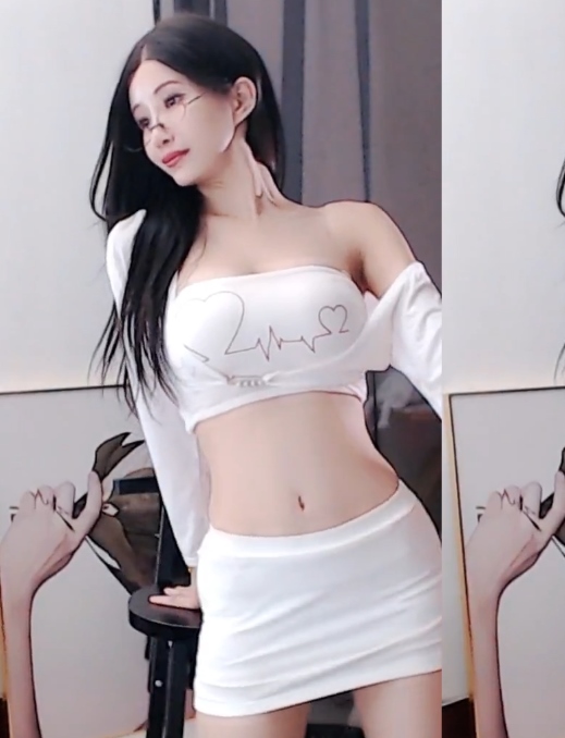 虎牙白千涵121V黑丝表情舞35G太顶了