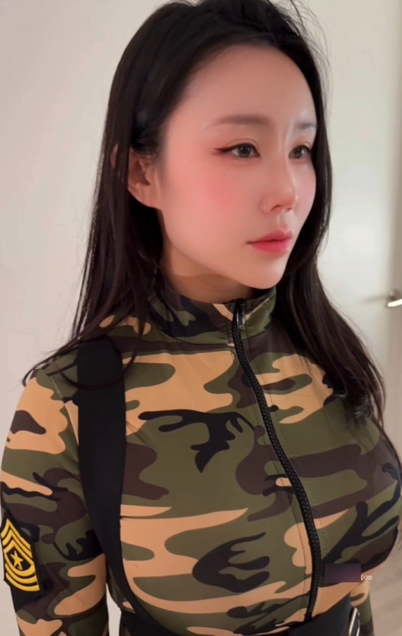 pikpak晨汐绿帽福利合集22部95G好顶哦