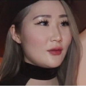 网红COS御姐Yummy精选身材胖臀小狗有尺度私拍百度盘