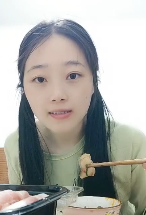 纯纯乖乖南京艺术学院反差文艺女生精选10v9.1g绝美灵动