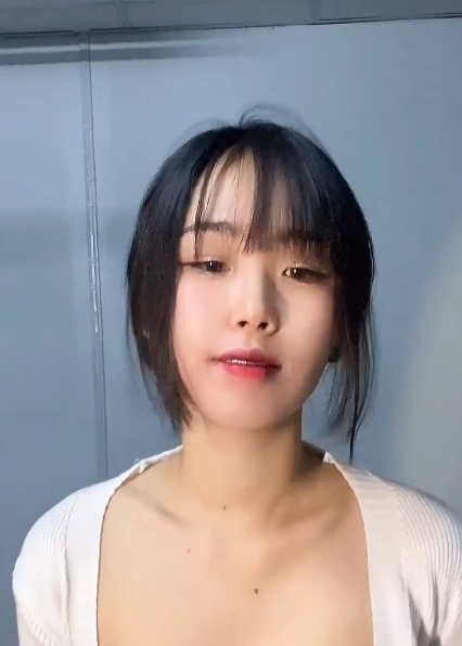 优质反差福利姬小鹿酱推特私拍合集46G多V身材太炸裂