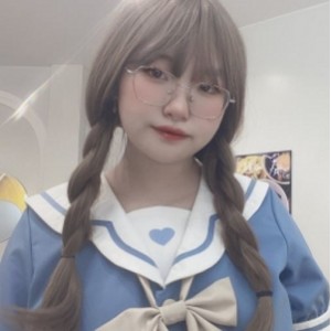 E杯养眼尤物Nyan_Chan饲养忠犬合集88V3.5G街拍视角带感