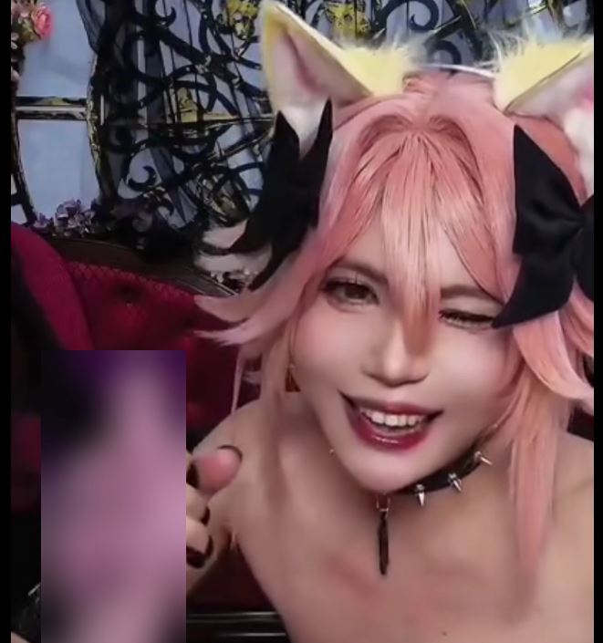 某平台VelvetAstolfo伪娘Monster视频1部766MB太勾人了